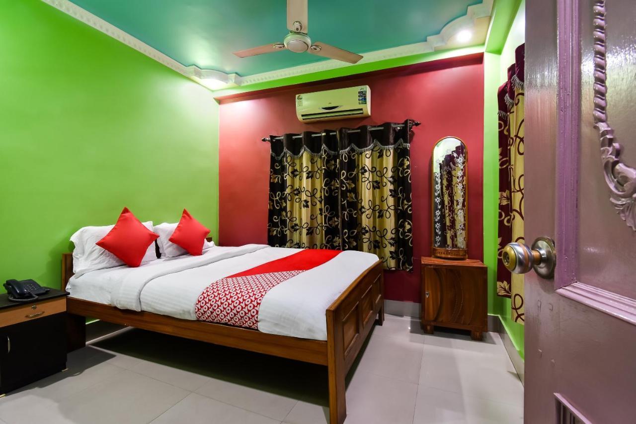 Oyo 44160 Hotel Sahana Jangipur Kültér fotó