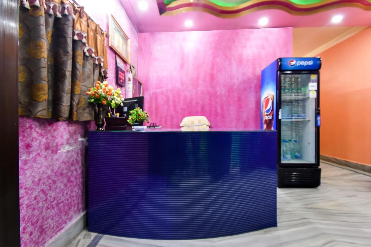 Oyo 44160 Hotel Sahana Jangipur Kültér fotó