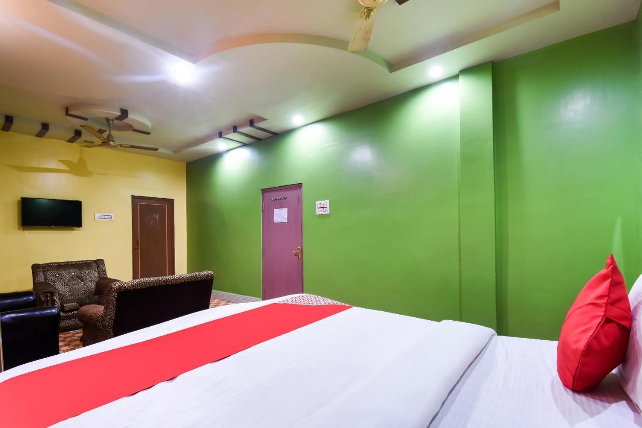 Oyo 44160 Hotel Sahana Jangipur Kültér fotó