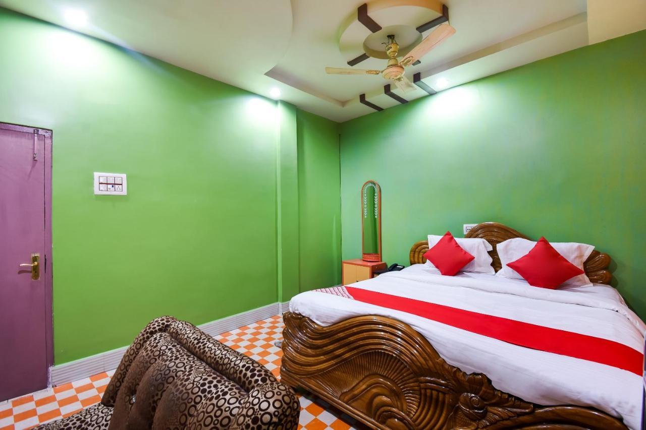Oyo 44160 Hotel Sahana Jangipur Kültér fotó